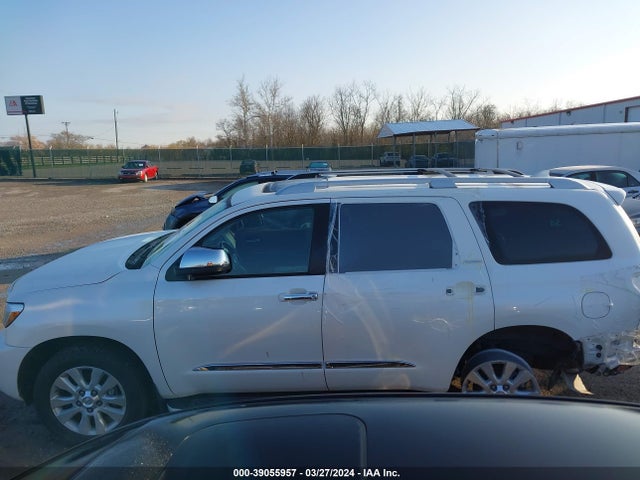 Toyota Sequoia Platinum 2020 5TDDY5G15LS180972 Image 14