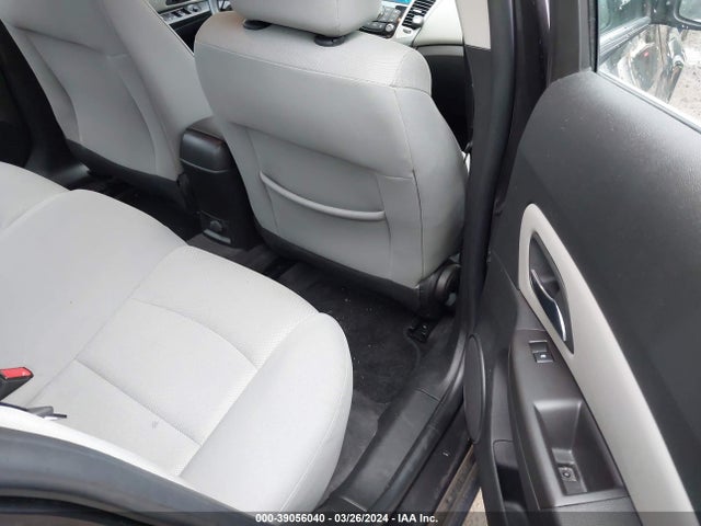 Chevrolet Cruze 1lt Auto 2015 1G1PC5SB3F7166040 Image 8