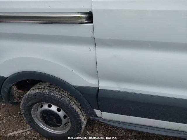 Ford Transit-250 2017 1FTYR1CG1HKA84160 Image 6