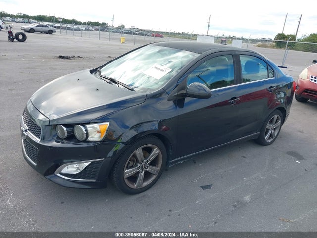 Chevrolet Sonic Rs Manual 2014 1G1JH5SB0E4192201 Image 2