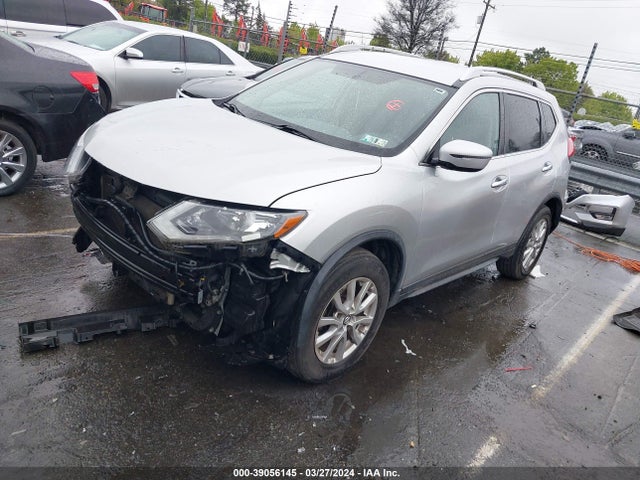 Nissan ROGUE SV 2017 JN8AT2MV4HW252831 Image 2