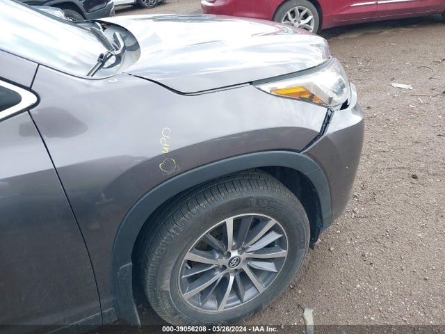 Toyota Highlander Xle 2019 5TDJZRFH7KS954174 Image 17