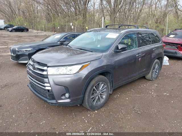 Toyota Highlander Xle 2019 5TDJZRFH7KS954174 Image 2