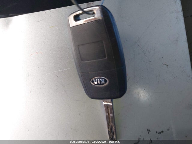 KIA Soul 2017 KNDJN2A22H7481552 Image 11
