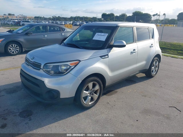 KIA Soul 2017 KNDJN2A22H7481552 Image 2