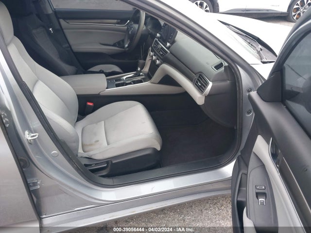 Honda ACCORD LX 2018 1HGCV1F14JA251251 Image 5
