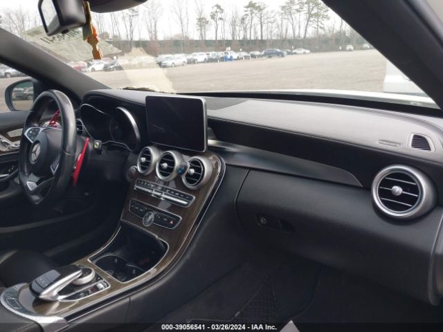 55SWF6GBXFU033986 Mercedes-Benz C 400 4matic