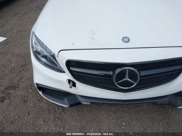 55SWF6GBXFU033986 Mercedes-Benz C 400 4matic