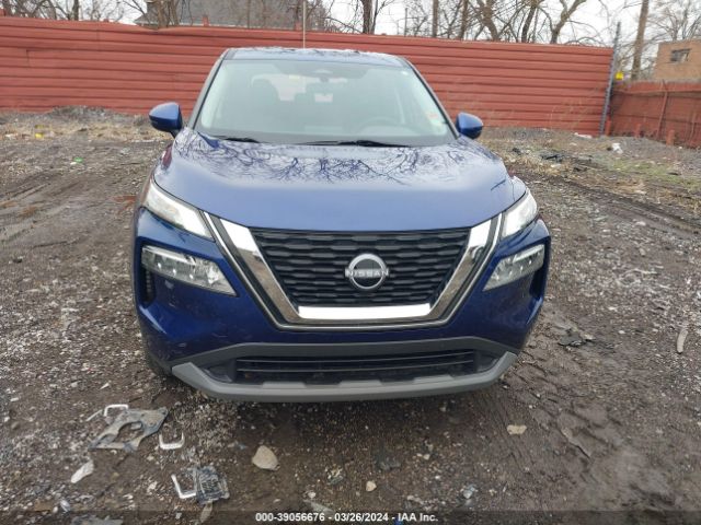 5N1BT3BB3NC686228 Nissan Rogue Sv Intelligent Awd