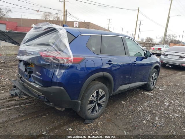 5N1BT3BB3NC686228 Nissan Rogue Sv Intelligent Awd
