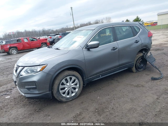 Nissan ROGUE S 2017 KNMAT2MV8HP528191 Image 2