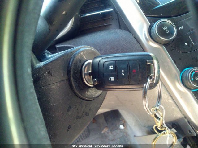 1G11D5SL2FF352086 Chevrolet MALIBU 2LT