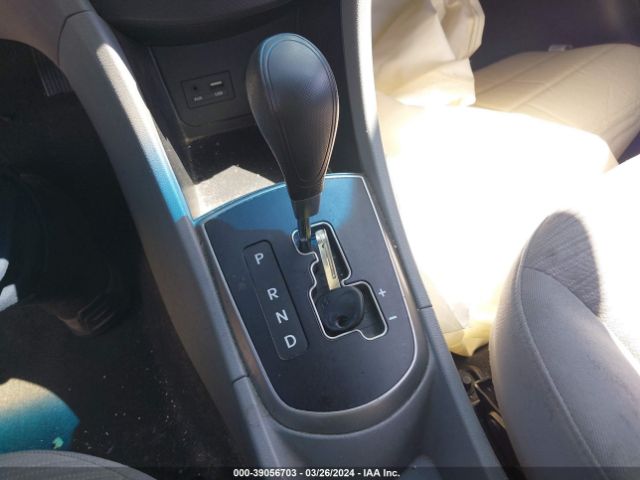 KMHCT4AE6GU981956 Hyundai ACCENT SE