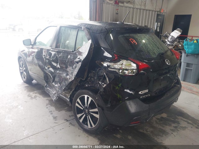 Nissan KICKS SV 2019 3N1CP5CU5KL538075 Image 3