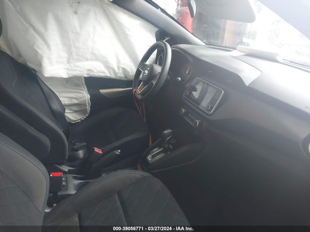 Nissan KICKS SV 2019 3N1CP5CU5KL538075 Image 5