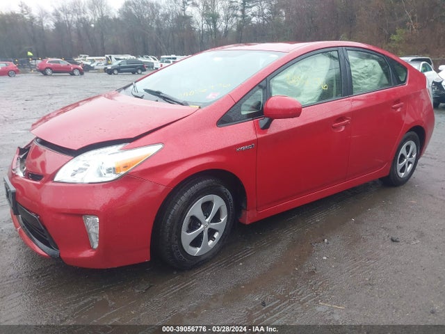 Toyota Prius Two 2015 JTDKN3DU4F0476656 Image 2