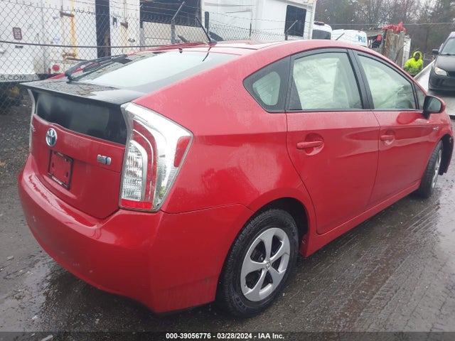 Toyota Prius Two 2015 JTDKN3DU4F0476656 Image 4