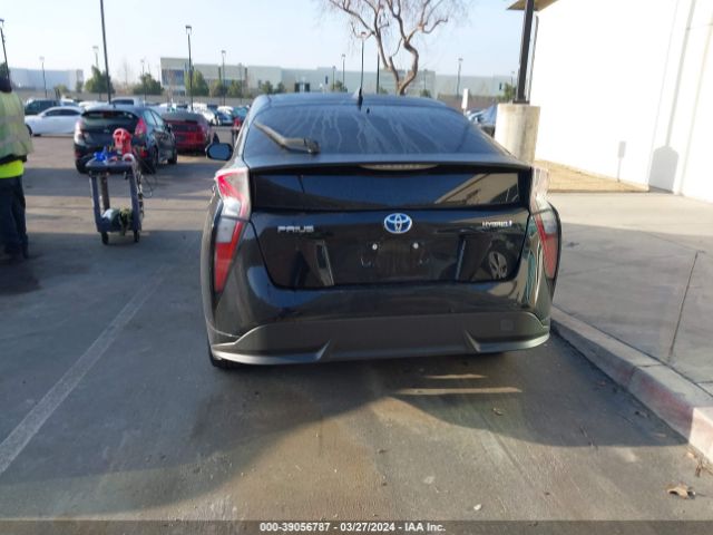 JTDKARFU9G3020003 Toyota Prius Three Touring