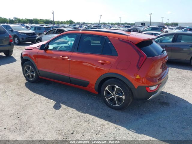KNDCP3LE6P5094139 KIA NIRO LX