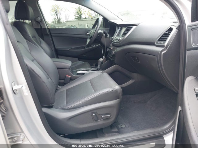 Hyundai Tucson Limited 2018 KM8J3CA24JU644197 Image 5