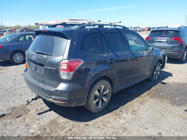 Subaru Forester 2.5i Premium 2018 JF2SJAEC1JH536541 Image 4