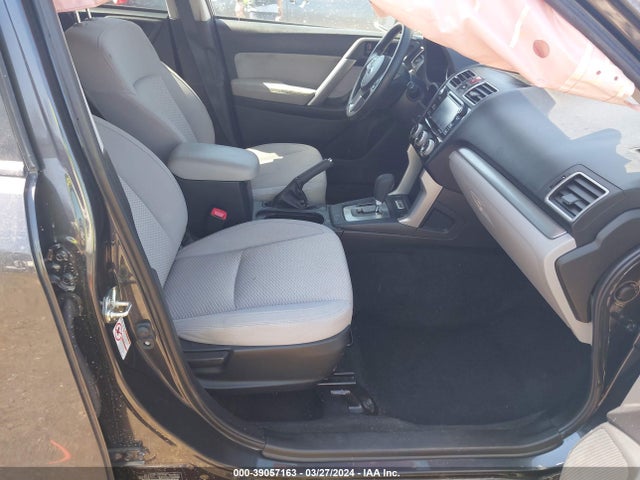 Subaru Forester 2.5i Premium 2018 JF2SJAEC1JH536541 Image 5