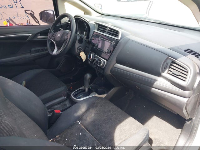 Honda FIT LX 2016 JHMGK5H54GX021567 Image 5