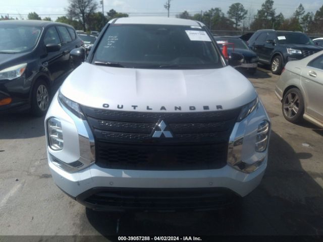 JA4J3UA81PZ056794 Mitsubishi Outlander Se Black Edition 2wd