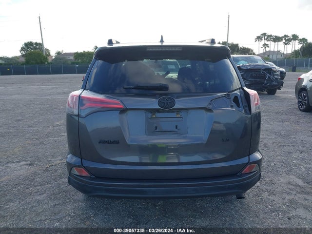 Toyota RAV4 LE 2016 JTMZFREV9GJ090395 Image 17