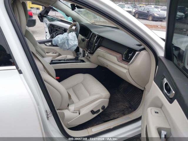 YV4102DK8M1754899 Volvo Xc60 T5 Momentum