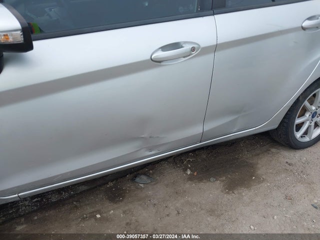 Ford FIESTA SE 2015 3FADP4BJ1FM158532 Image 13