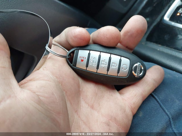 Nissan ROGUE SV 2018 KNMAT2MT4JP520741 Image 11