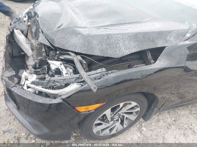 Honda CIVIC EX 2018 2HGFC2F7XJH607765 Image 17