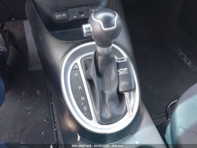 KNDJN2A25F7154527 KIA Soul