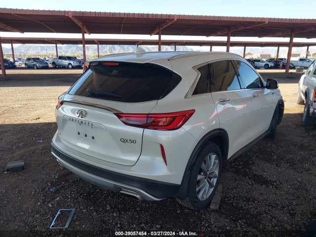 3PCAJ5BBXMF120411 Infiniti Qx50 Luxe Awd
