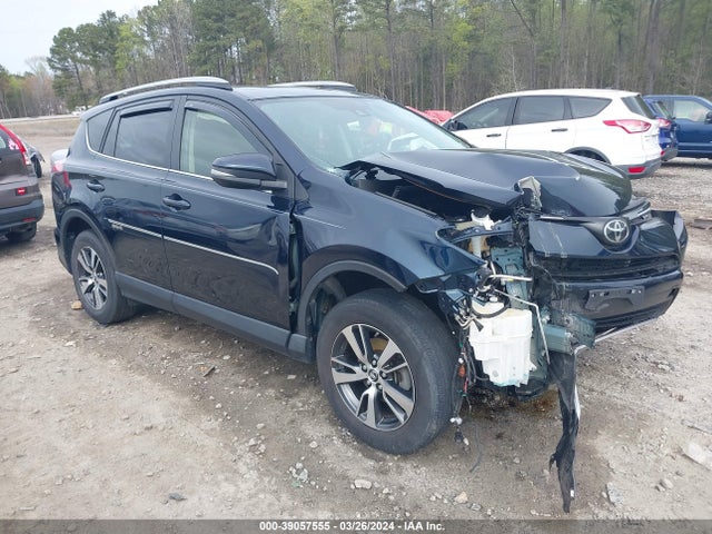 Toyota Rav4 Xle 2018 JTMWFREV8JJ740702 main image