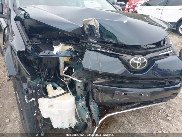 Toyota Rav4 Xle 2018 JTMWFREV8JJ740702 Image 19