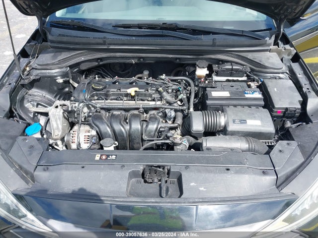Hyundai ELANTRA SE 2019 5NPD74LF6KH438404 Image 10