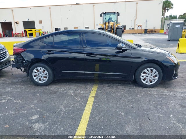 Hyundai ELANTRA SE 2019 5NPD74LF6KH438404 Image 14
