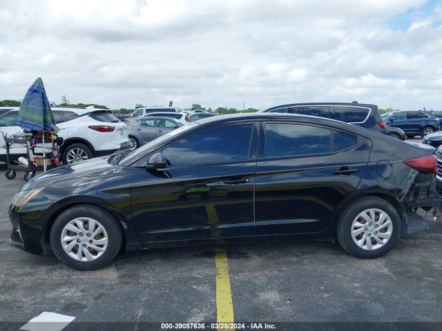 Hyundai ELANTRA SE 2019 5NPD74LF6KH438404 Image 15