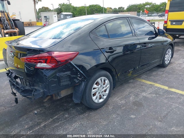 Hyundai ELANTRA SE 2019 5NPD74LF6KH438404 Image 4