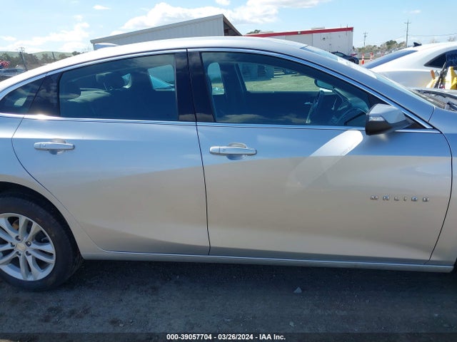 Chevrolet MALIBU LT 2018 1G1ZD5STXJF174066 Image 13