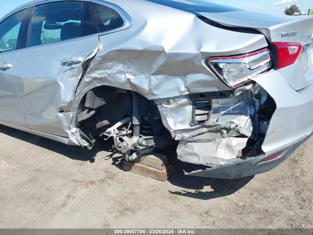 Chevrolet MALIBU LT 2018 1G1ZD5STXJF174066 Image 6