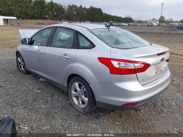 Ford FOCUS SE 2014 1FADP3F26EL216633 Image 3