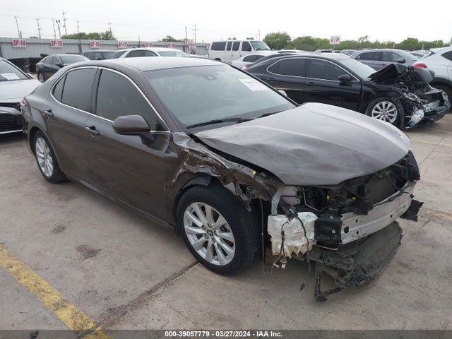 2018 JTNB11HK2J3014981 main image