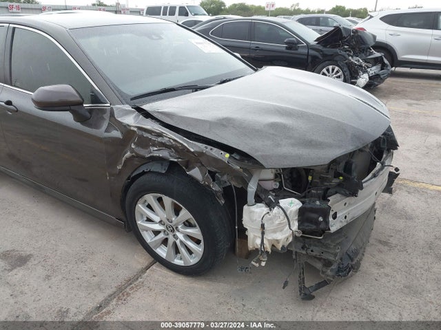 Toyota CAMRY LE 2018 JTNB11HK2J3014981 Image 6
