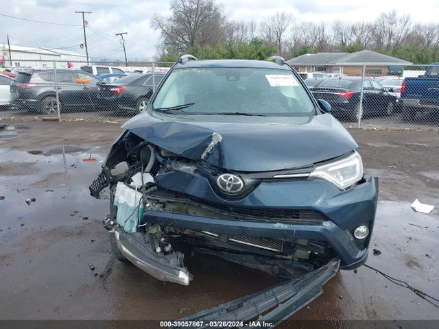 Toyota Rav4 Platinum 2017 2T3DFREV6HW673875 Image 12