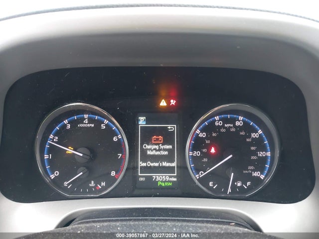 2T3DFREV6HW673875 Toyota Rav4 Platinum
