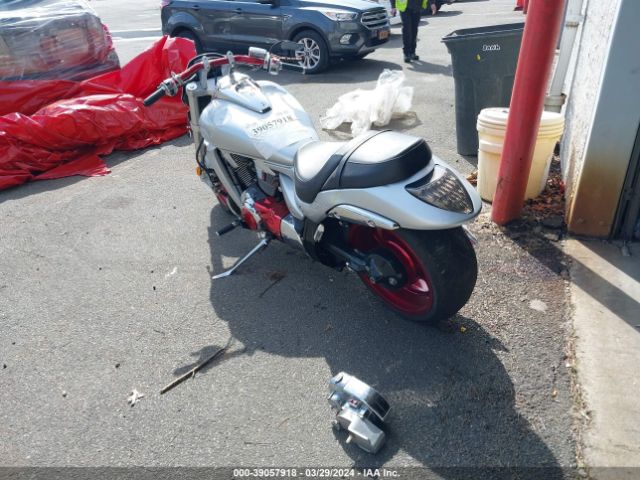 2014 SUZUKI VZR1800 JS1VY53A8E2101129 Photo 2