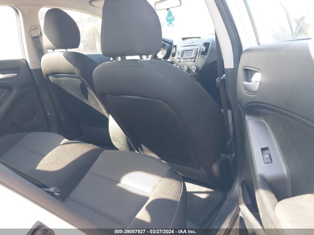 KIA FORTE LX 2018 3KPFK4A78JE263384 Image 8
